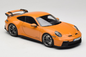 Porsche 911 992 GT3 Bahama Yellow Norev 1:18 187387 Metall — bild 6 av 8