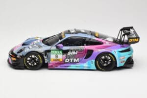 Porsche 911 992 GT3 R Team WRT #9 T. Heinemann DTM 2023 Minichamps 1:18 113236309 Metall — bild 4 av 8
