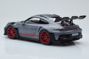 Porsche 911 992 GT3 RS Arctic Grå Pyro Röd Norev 1:18 187350 Metall — bild 7 av 8