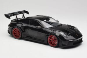 Porsche 911 992 GT3 RS Svart & Röda Hjul & Svart Dekor Minichamps 1:18 153062240 Metall — bild 4 av 6