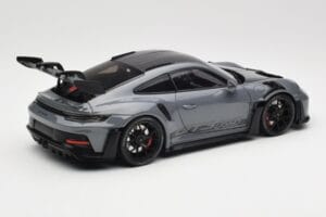Porsche 911 992 GT3 RS Crayon Weissach Package & Black Wheels Minichamps 1:18 110062024 Metall — bild 3 av 8