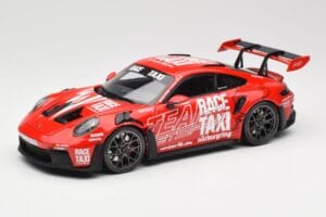 Porsche 911 992 GT3 RS Getspeed Race Taxi Guards Red Minichamps 1:18 110062040 Metall