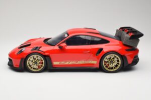 Porsche 911 992 GT3 RS Guards Red GT Spirit 1:12 GT939 Resin — bild 3 av 6