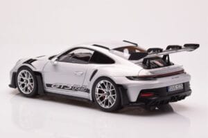 Porsche 911 992 GT3 RS Ice Grå Norev 1:18 187359 Metall — bild 7 av 8