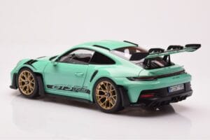 Porsche 911 992 GT3 RS Mint Grön Norev 1:18 187362 Metall — bild 7 av 8