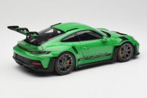 Porsche 911 992 GT3 RS Python Grön Norev 1:18 WAP0212820RGT3 Metall — bild 3 av 8