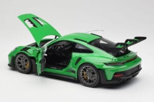 Porsche 911 992 GT3 RS Python Grön Norev 1:18 WAP0212820RGT3 Metall — bild 5 av 8