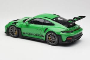 Porsche 911 992 GT3 RS Python Grön Norev 1:18 WAP0212820RGT3 Metall — bild 7 av 8