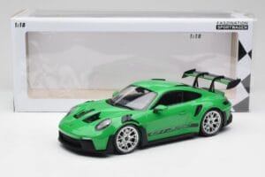 Porsche 911 992 GT3 RS Python Grön & Silver Hjul & Svart Dekor Minichamps 1:18 153062235 Metall — bild 6 av 6