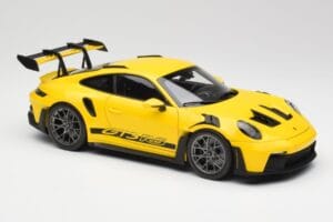 Porsche 911 992 GT3 RS Racing Gul Norev 1:18 WAP0212810RGT3 Metall — bild 6 av 8