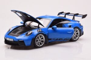 Porsche 911 992 GT3 RS Sharkblue Norev 1:18 187358 Metall — bild 2 av 8