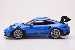 Porsche 911 992 GT3 RS Sharkblue Norev 1:18 187358 Metall — bild 4 av 8