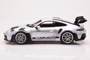 Porsche 911 992 GT3 RS Silver Metallic Norev 1:18 187357 Metall — bild 4 av 8