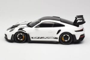 Porsche 911 992 GT3 RS Vit & Svarta Hjul Minichamps 1:18 155062230 Metall — bild 3 av 6