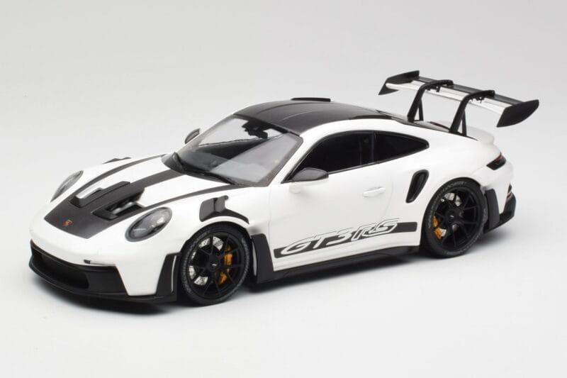 Porsche 911 992 GT3 RS Vit & Svarta Hjul Minichamps 1:18 155062230 Metall