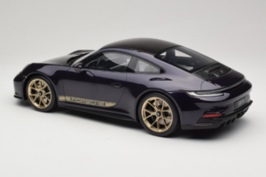 Porsche 911 992 GT3 Touring Viola Metallic GT Spirit 1:12 GT937 Resin — bild 5 av 6