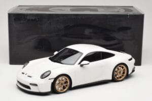 Porsche 911 992 GT3 Touring Vit Neodyme Wheels Minichamps 1:18 117069022 Metall — bild 6 av 6