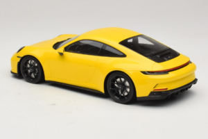 Porsche 911 992 GT3 Touring Gul Svarta Hjul Minichamps 1:18 117069021 Metall — bild 5 av 6