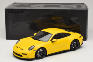Porsche 911 992 GT3 Touring Gul Svarta Hjul Minichamps 1:18 117069021 Metall — bild 6 av 6