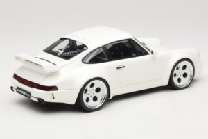 Porsche 911 992 Strosek Giga White GT Spirit 1:18 GT525 Resin — bild 2 av 6