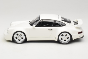 Porsche 911 992 Strosek Giga White GT Spirit 1:18 GT525 Resin — bild 3 av 6