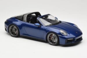 Porsche 911 992 Targa 4 GTS Blue Metallic Minichamps 1:18 155061060 Metall — bild 4 av 6