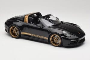 Porsche 911 992 Targa Porsche Design Svart & Guld Concept Minichamps 1:18 PORSCHE001 Metall — bild 4 av 6