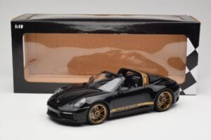 Porsche 911 992 Targa Porsche Design Svart & Guld Concept Minichamps 1:18 PORSCHE001 Metall — bild 6 av 6