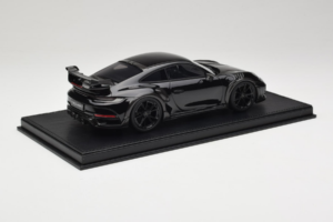 Porsche 911 992 TechArt GTstreet R Svart Med Svarta Hjul TechArt 1:18 REMC012 Resin — bild 3 av 6