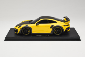 Porsche 911 992 TechArt GTstreet R Gul Med Svarta Hjul TechArt 1:18 REMC011 Resin