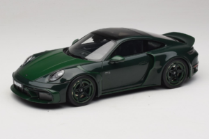 Porsche 911 992 Turbo S Brabus 900 Rocket R Mean Green GT Spirit 1:18 GT959 Resin