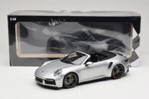 Porsche 911 992 Turbo S Cabriolet Silver Minichamps 1:18 155069082 Metall — bild 6 av 6
