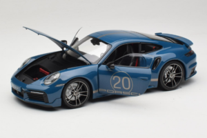 Porsche 911 992 Turbo S Coupe Sport Design Blå Minichamps 1:18 113069073 Metall — bild 2 av 8