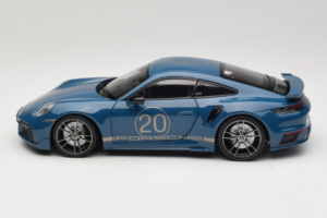 Porsche 911 992 Turbo S Coupe Sport Design Blå Minichamps 1:18 113069073 Metall — bild 4 av 8