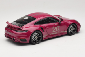 Porsche 911 992 Turbo S Coupe Sport Design Röd Minichamps 1:18 113069075 Metall — bild 3 av 8