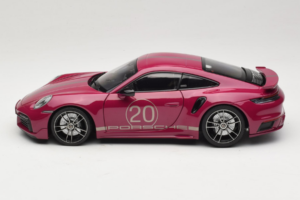 Porsche 911 992 Turbo S Coupe Sport Design Röd Minichamps 1:18 113069075 Metall — bild 4 av 8