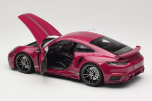 Porsche 911 992 Turbo S Coupe Sport Design Röd Minichamps 1:18 113069075 Metall — bild 5 av 8