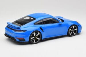 Porsche 911 992 Turbo S Gentian Blå Minichamps 1:18 155069074 Metall — bild 2 av 6
