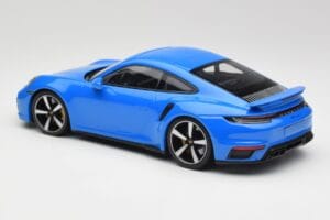 Porsche 911 992 Turbo S Gentian Blå Minichamps 1:18 155069074 Metall — bild 5 av 6