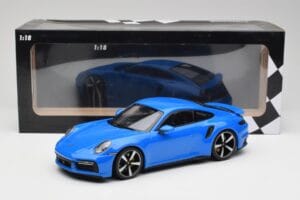 Porsche 911 992 Turbo S Gentian Blå Minichamps 1:18 155069074 Metall — bild 6 av 6