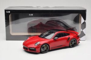 Porsche 911 992 Turbo S Röd Minichamps 1:18 155069070 Metall — bild 6 av 6