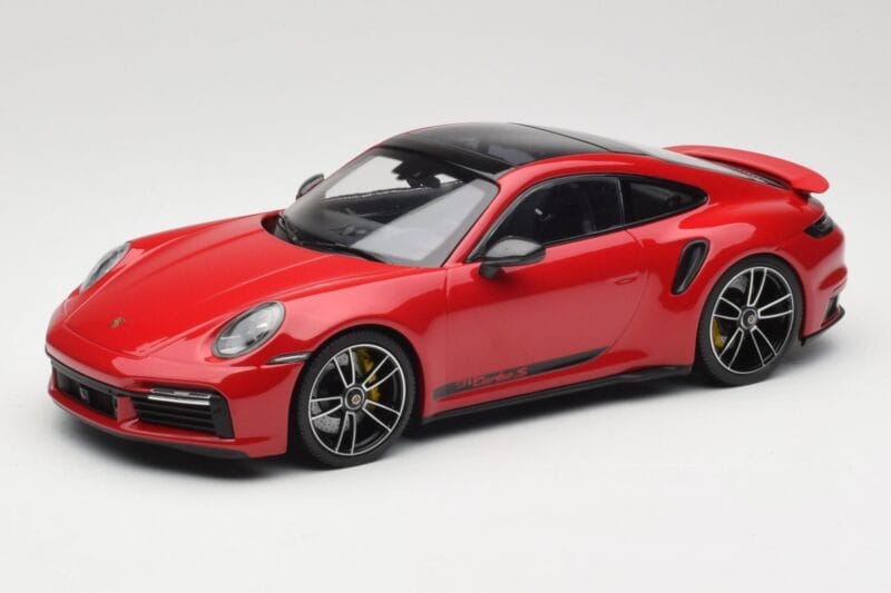 Porsche 911 992 Turbo S Röd Minichamps 1:18 155069070 Metall