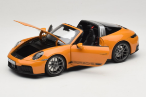 Porsche 911 992.2 Targa 4 GTS Bahama Yellow Norev 1:18 187190 Metall — bild 2 av 10
