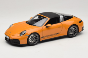 Porsche 911 992.2 Targa 4 GTS Bahama Yellow Norev 1:18 187190 Metall — bild 3 av 10