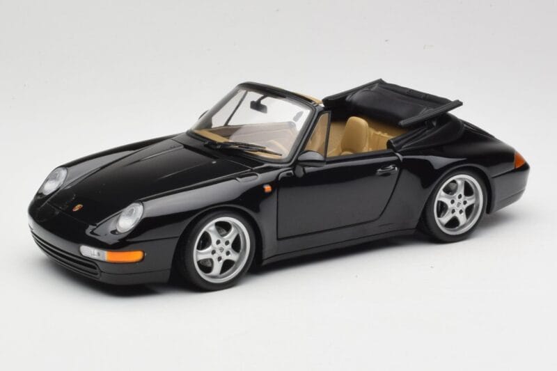 Porsche 911 993 Cabriolet Svart UT Models 1:18 27806-U1 Metall