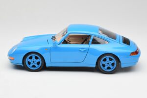 Porsche 911 993 Carrera Blå Bburago 1:18 3060 Metall — bild 4 av 8