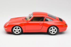 Porsche 911 993 Carrera Röd Bburago 1:18 3050 Metall — bild 4 av 8