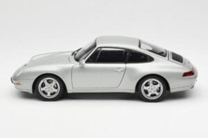 Porsche 911 993 Carrera Silver AUTOart 1:18 78131 Metall — bild 4 av 8