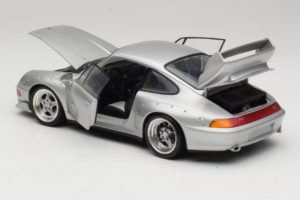 Porsche 911 993 GT2 Street Silver UT Models 1:18 180065000 Metall — bild 5 av 8