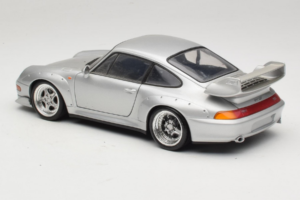Porsche 911 993 GT2 Street Silver UT Models 1:18 180065000 Metall — bild 7 av 8